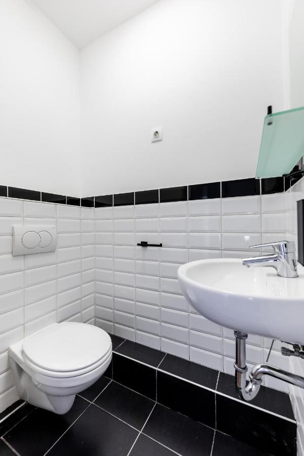 Adagio Downtown Hotel 3*