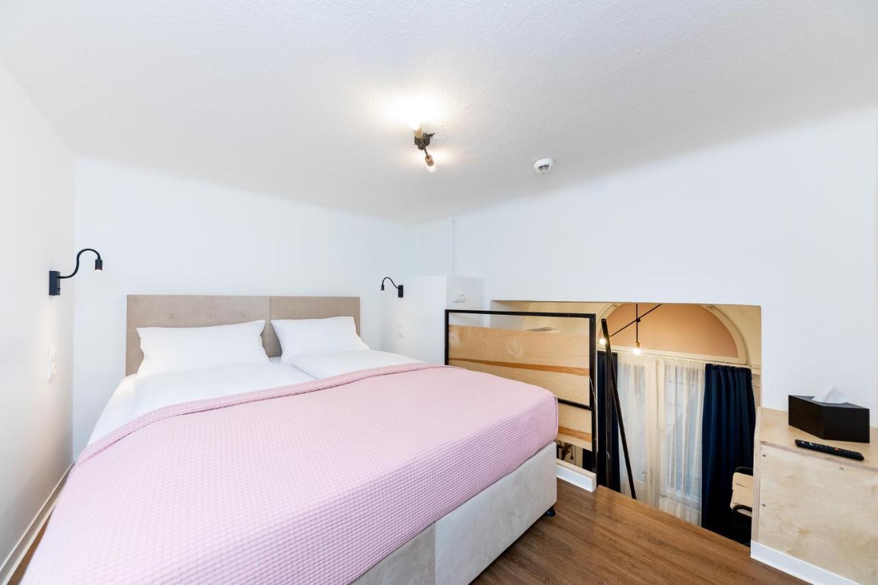 Adagio Downtown Hotel